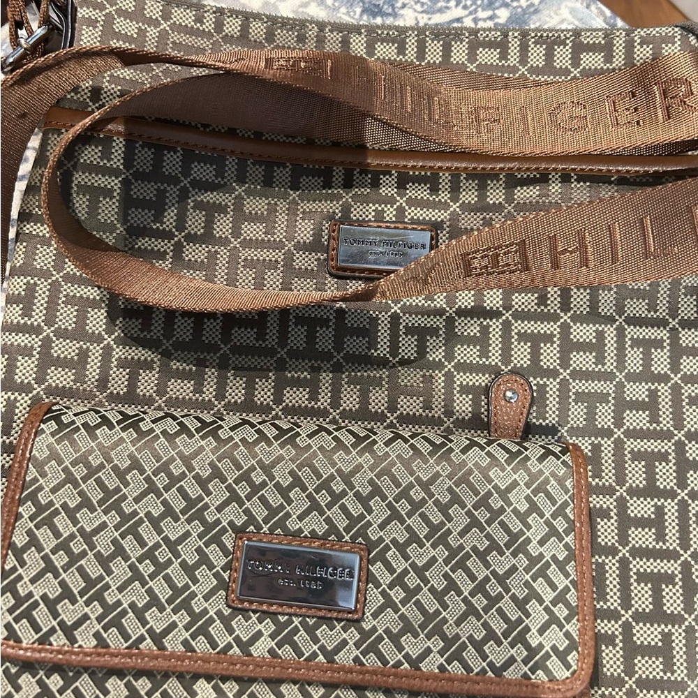 Tommy Hilfiger Crossbody with Matching Wallet